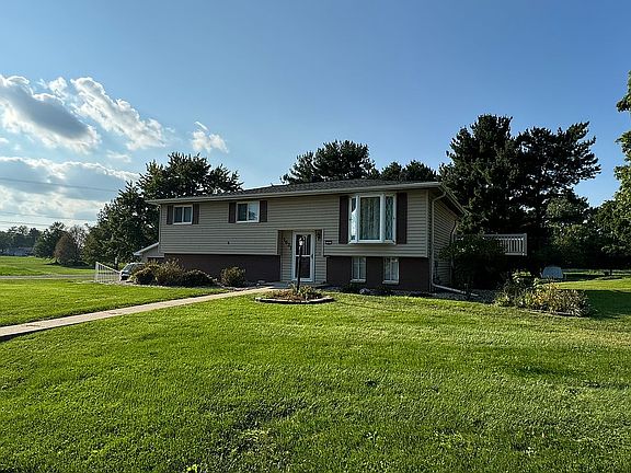 2nd image of 1621 Bluebird Dr