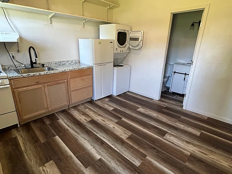 4865 Hampshire Ave — Photo 11