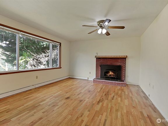 5th image of 8515 Edgewater Drive SW