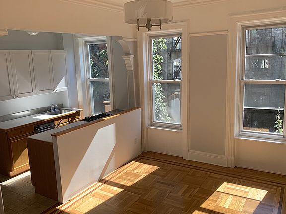 3rd image of 102 Lincoln Pl Floor 2