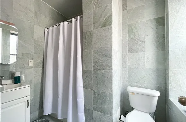 Rented by Nolita Group | media 9