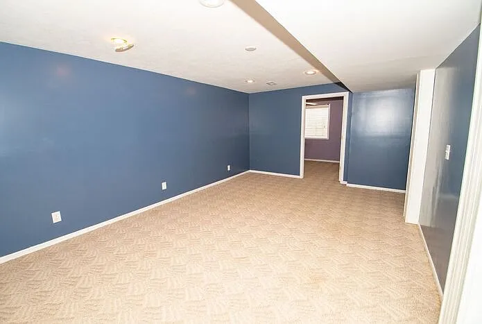 53620 Springfield Ct — Photo 30