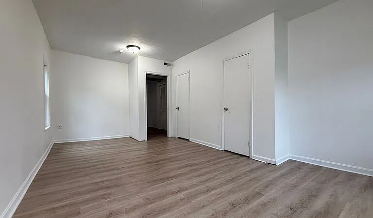 3 Charles St #2L — Photo 9
