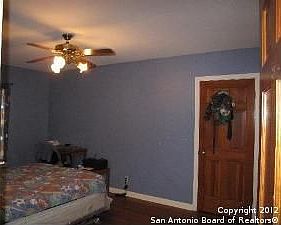 5th image of 326 Cosgrove St
