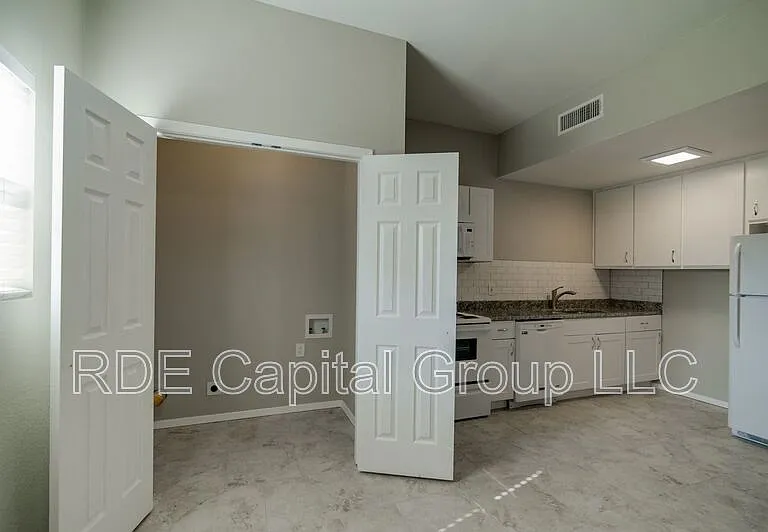 3025 Sappington Pl #FT — Photo 9