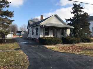 210 S Adams St, Sheffield, IL 61361