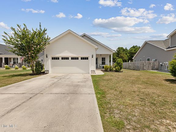 4th image of 318 Long Pond Drive