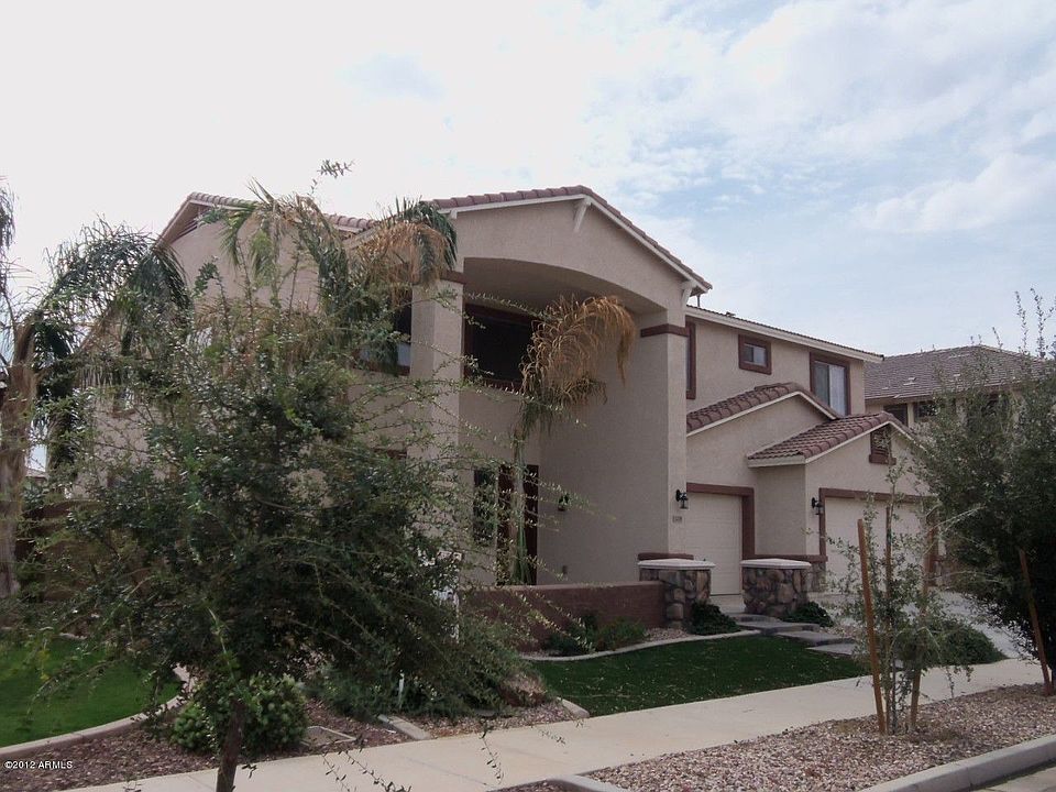 1st image of 15789 W Mercer Ln