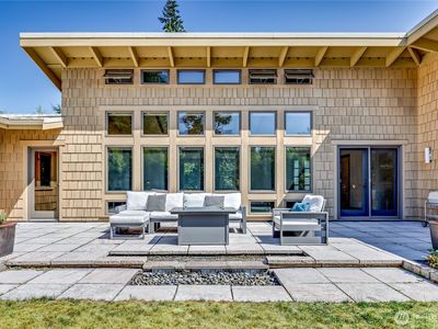 7870 NE Koura Farm Drive, Bainbridge Island, WA, 98110