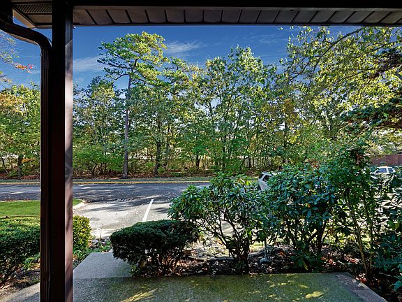 5th image of 1012 Lighthouse Ln #12F