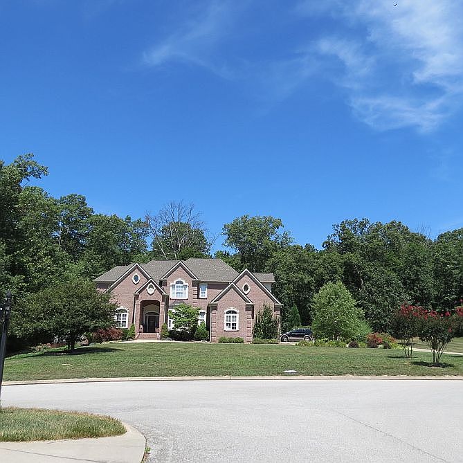 1st image of 701 Grand Mountain Dr