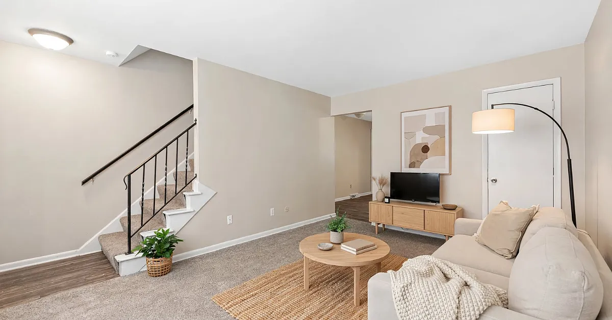 Evergreen Apartment — Photo 3