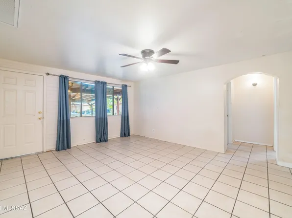 7018 S Leary Dr, Tucson, AZ 85756