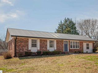 20 N Kings Dr, Fountain Inn, SC 29644