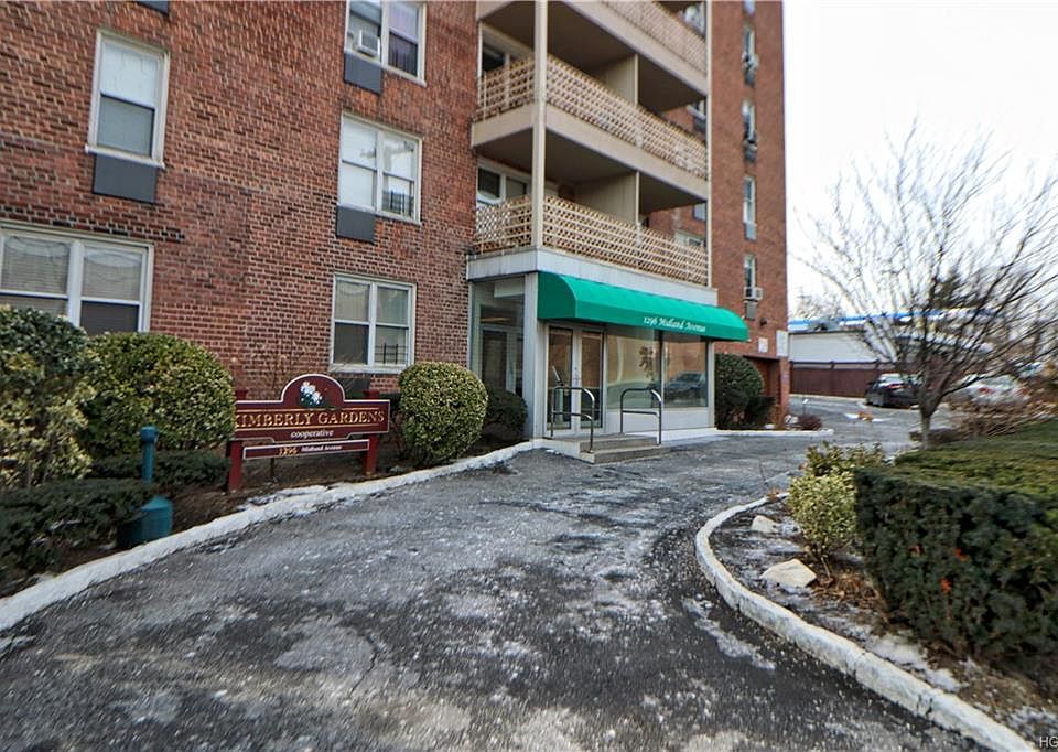 1st image of 1296 Midland Ave #C4