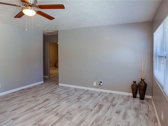 4th image of 3866 13th Ave S