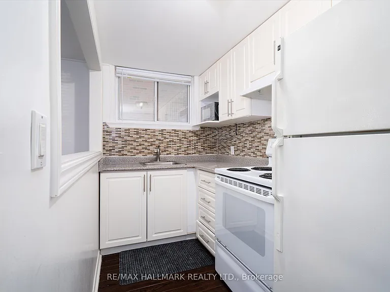 224 Pickering St #1 — Photo 7