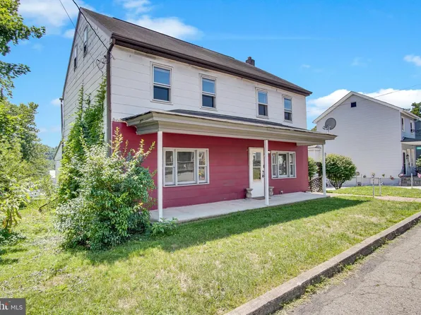 211 Oak St, Lykens, PA 17048