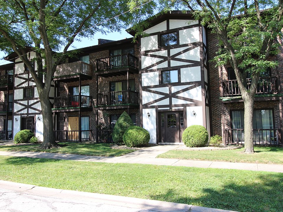 1st image of 11800 S Komensky Ave APT 304