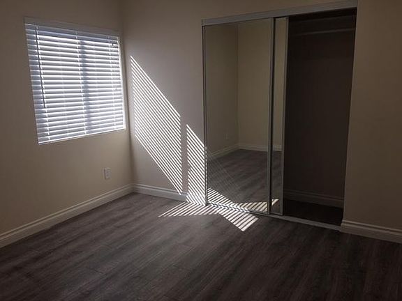 4th image of 6211 Carpenter Ave