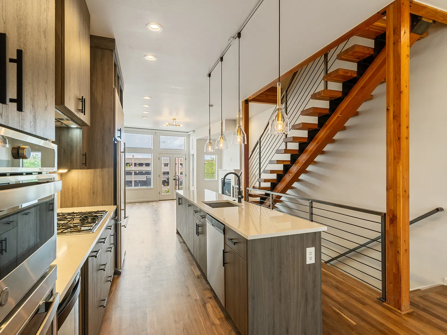 2680 Blake St — Photo 4