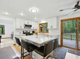 9 Valleywood Rd, Hopkinton, MA 01748