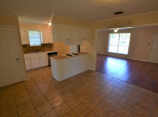 7560 Pine Tree Dr, Baton Rouge, LA 70812