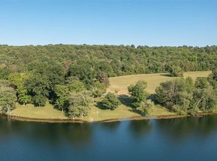 47 Nottingham Rd, Clinton Corners, NY 12514