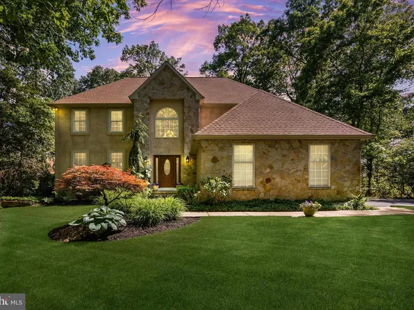 42 Deer Haven Dr, Mullica Hill, NJ 08062