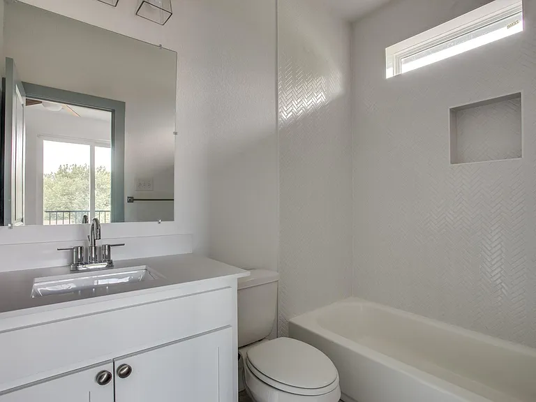 3216 Forest Park Blvd — Photo 13