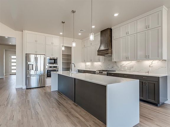 6th image of this home