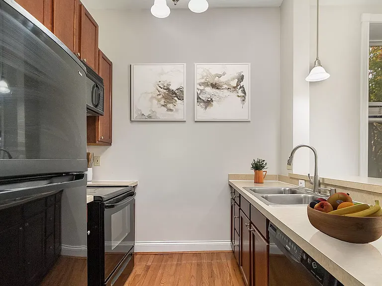 2155 Fulton Ave #1 — Photo 7