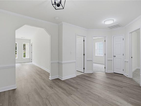 5th image of 4758 Eagle Path