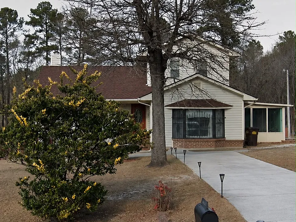 194 Cypress Dr