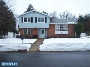 109 Lincoln Ave, Warminster, PA 18974