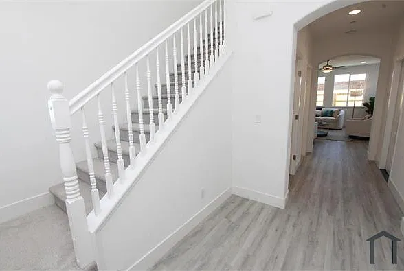 1216 Walker Peak Way — Photo 3