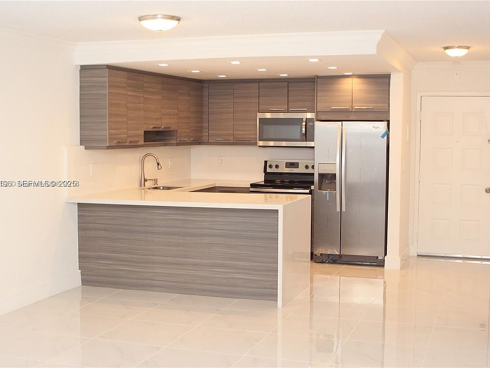 1st image of 6940 Miami Gardens Dr APT 1-126