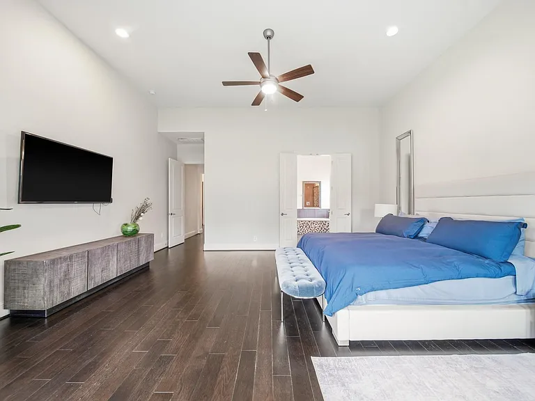 5735 Genoa Springs Ln — Photo 27