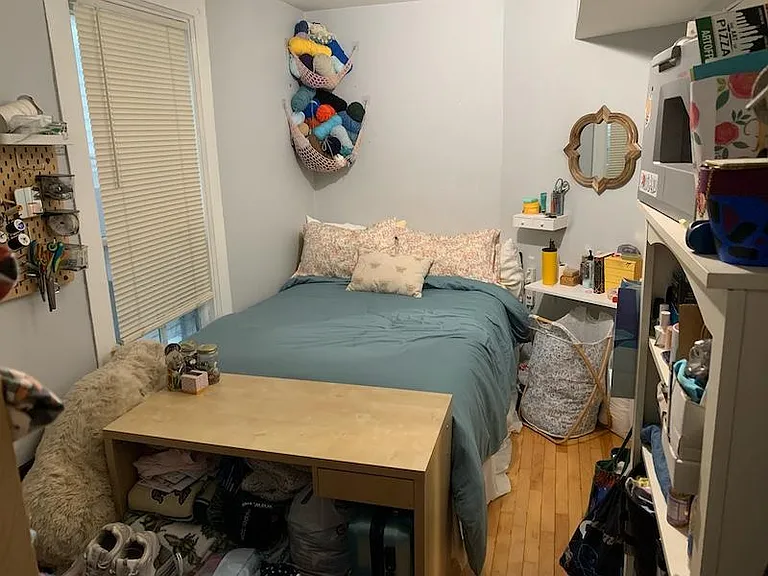 1328 W Barry Ave #1 — Photo 9