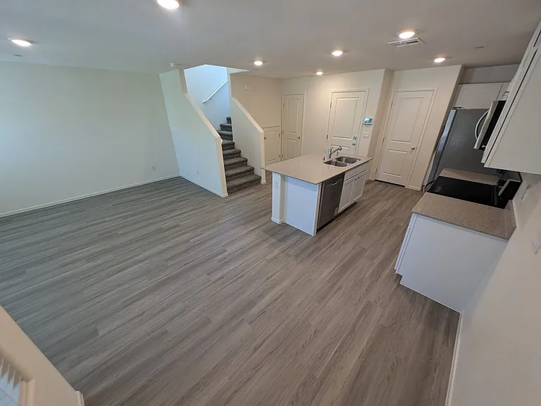 4820 Orchid Ridge Ave — Photo 6
