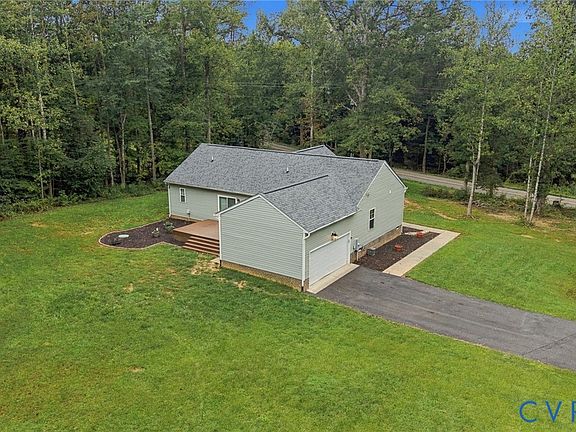 3rd image of 1100 Greenes Corner Rd