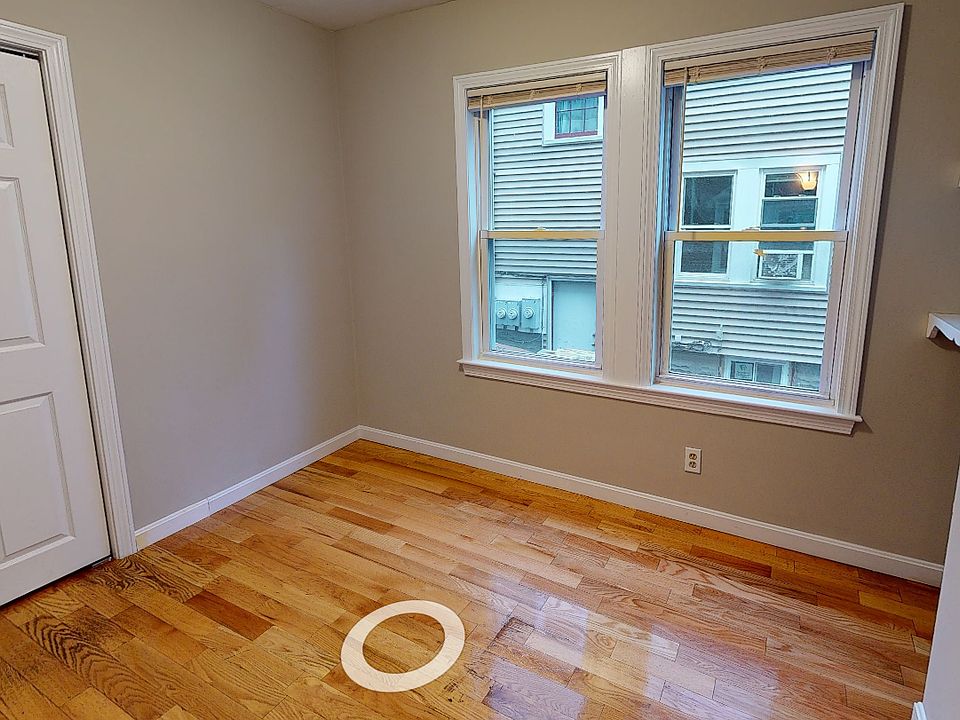 1-5 Edgar Terrace Room A