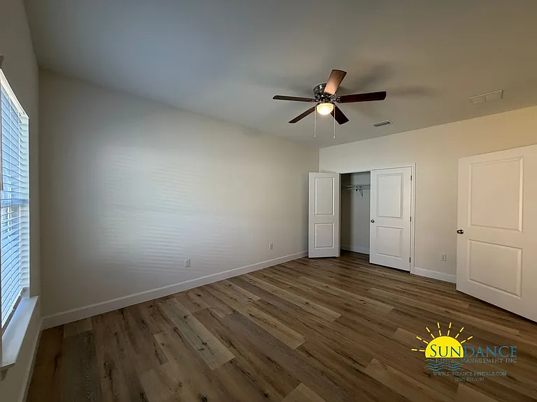 688 Reeves Dr #B — Photo 10
