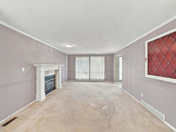 4th image of 21583 126th Ave