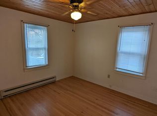 136 N Michigan Ave APT 3, Hobart, IN 46342