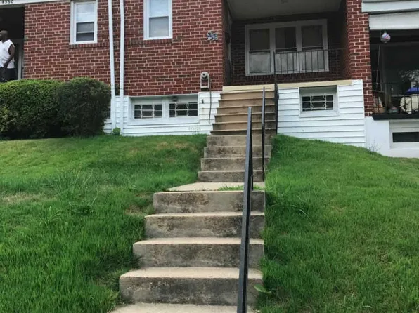 4562 Derby Manor Dr, Baltimore, MD 21215