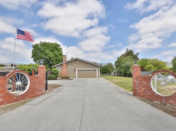 2017 Gypsy Ave, San Martin, CA 95046