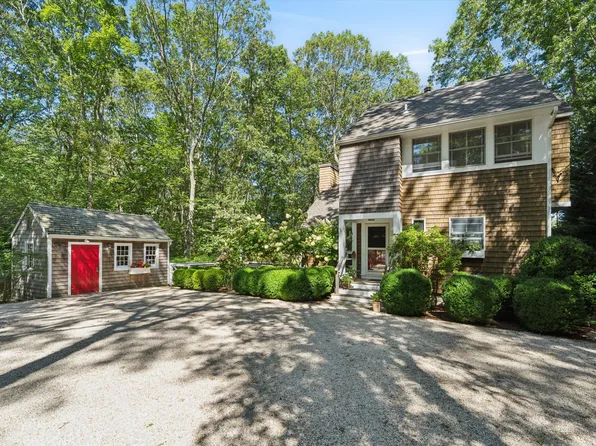 33 Laurel Ln, Sag Harbor, NY 11963