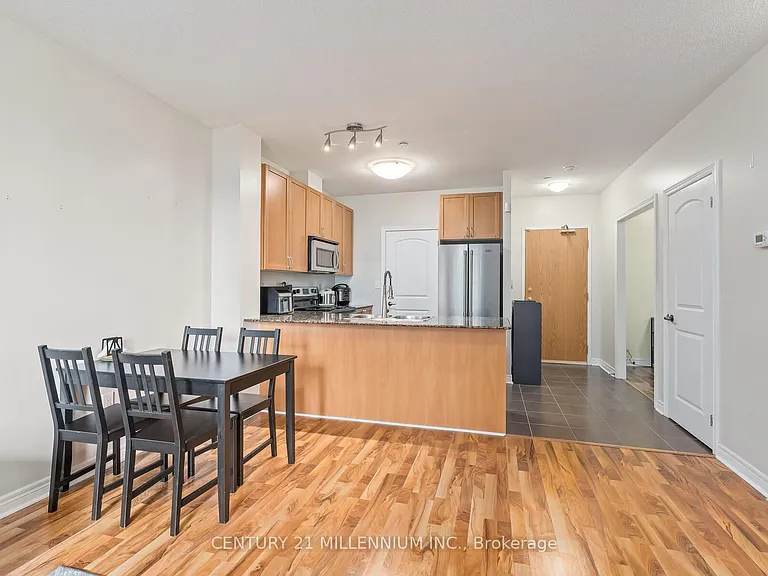383 Main St E #107 — Photo 13
