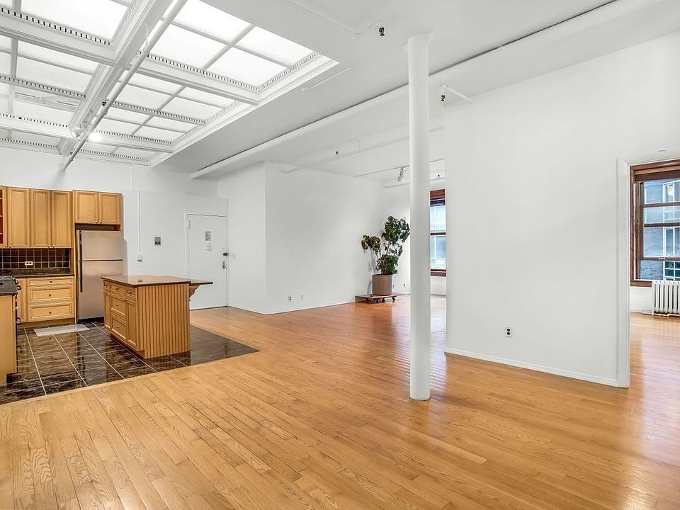 1st image of 101 W 18th St APT 5E